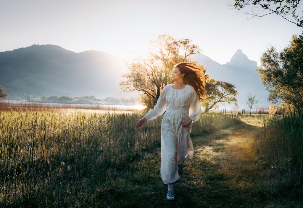 Frauenfotografie in der Natur Luzern & Zug